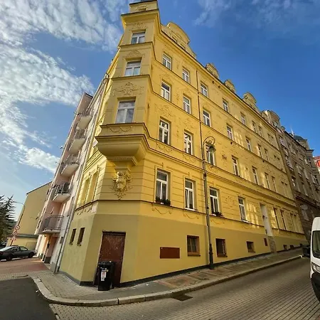 Francis Apartment - Lazenske Centrum Karlovy Vary Exterior photo